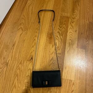 Elegant Black Leather Shoulder Bag